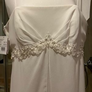 David's Bridal Chiffon A-Line Wedding Dress